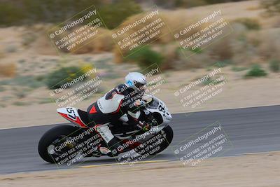 media/Jan-14-2023-SoCal Trackdays (Sat) [[497694156f]]/Turn 9 Set 2 (1130am)/